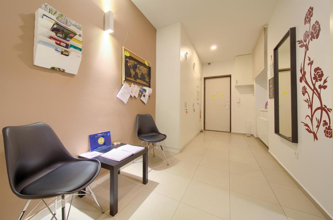 Logo Apartments 5 Min Walk To Main Square Zagreb Ngoại thất bức ảnh