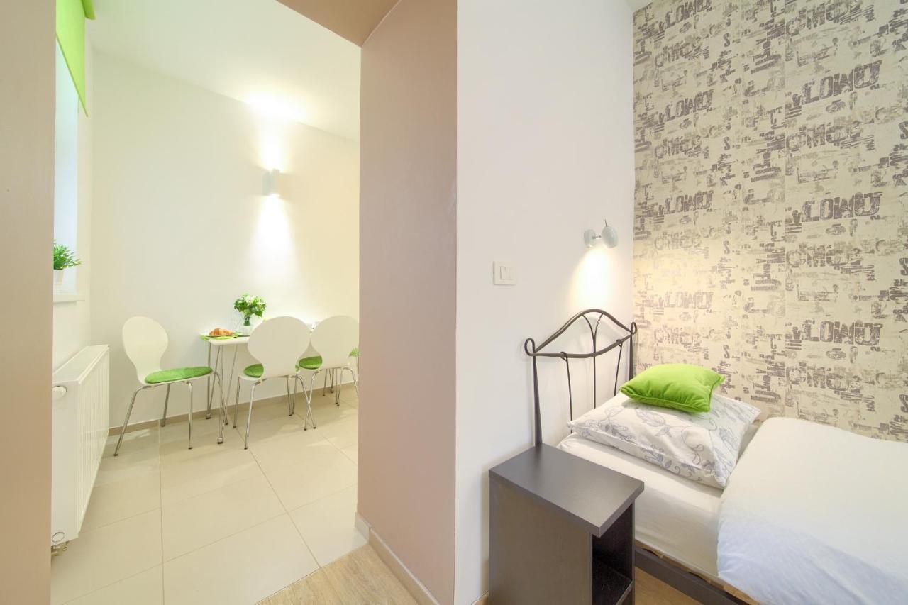 Logo Apartments 5 Min Walk To Main Square Zagreb Ngoại thất bức ảnh