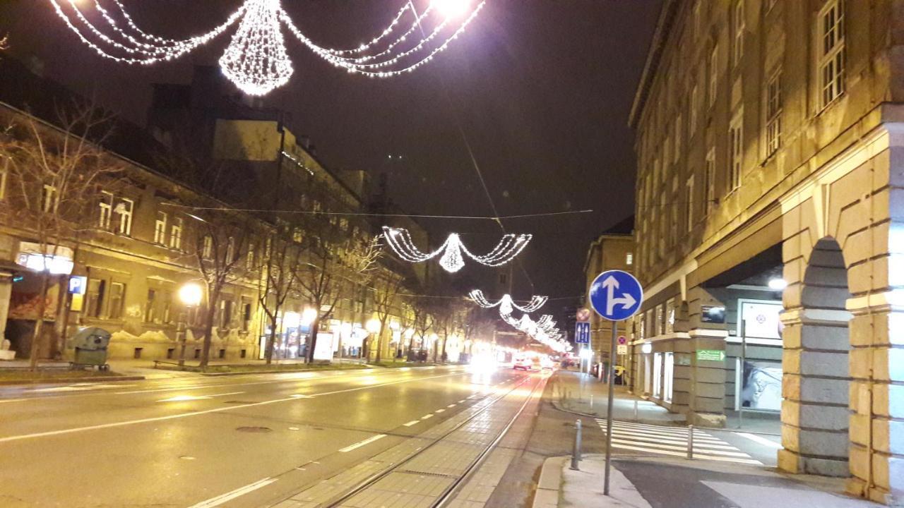 Logo Apartments 5 Min Walk To Main Square Zagreb Ngoại thất bức ảnh